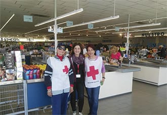Voluntarias de Cruz Roja en Aldi
