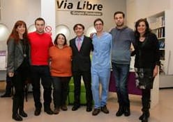 Durán, con un grupo de jóvenes discapacitados