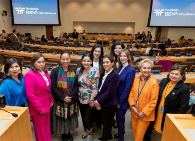 Participantes en el Foro organizado por la entidad | foto de la Fundación BBVA Microfinanzas