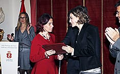 Viginia Carcedo recoge el premio