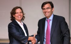 Abril y Durán, sellando el acuerdo