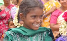 Niña india