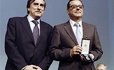 Martínez Donoso recoge la Medalla
