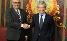 Momento de la firma