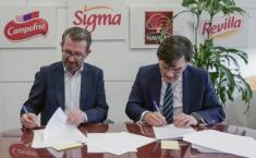 Momento de la firma