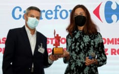 Momento de la entrega del premio