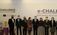 Foto de familia de las empresas colaboradoras en el e-Challenge | Foto: Fundación Créate y Cámara de Comercio
