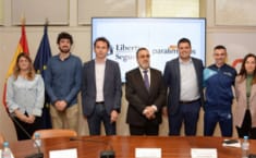 Momento de la firma