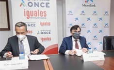 Momento de la firma del acuerdo