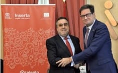 Momento de la firma